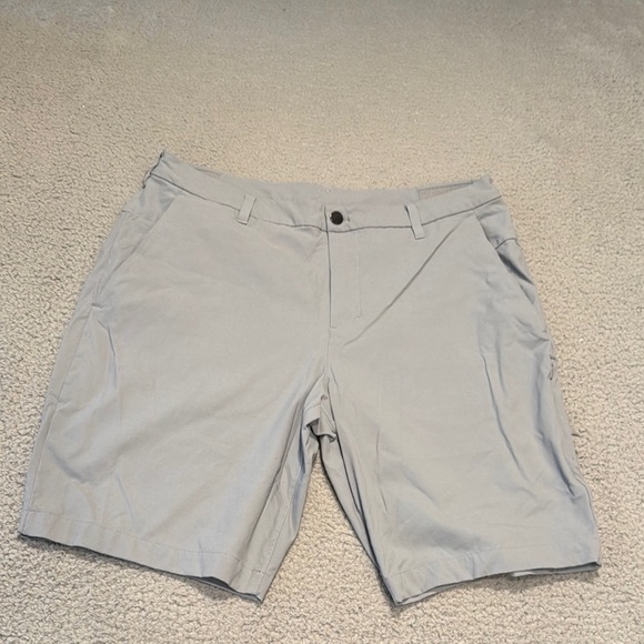 Lululemon Commission Golf Short size 36 - Picture 1 of 6